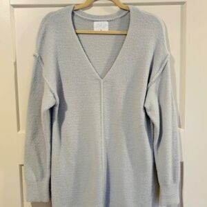 Stylus Women’s Pullover Sweater V Neck Light Sage Green Color  Size M